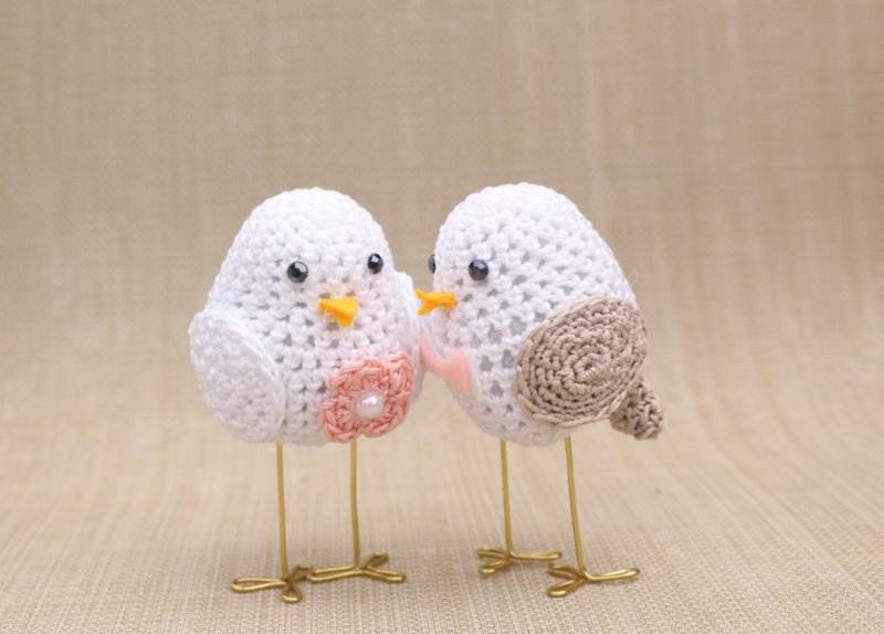 crochet-love-birds-cake-toppers